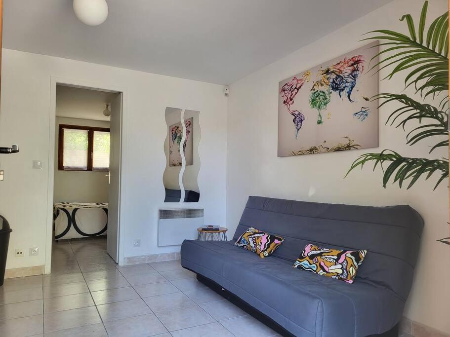 Appartement Paris Disneyland, Parking Gratuit, Rer A Noisy-le-Grand ภายนอก รูปภาพ