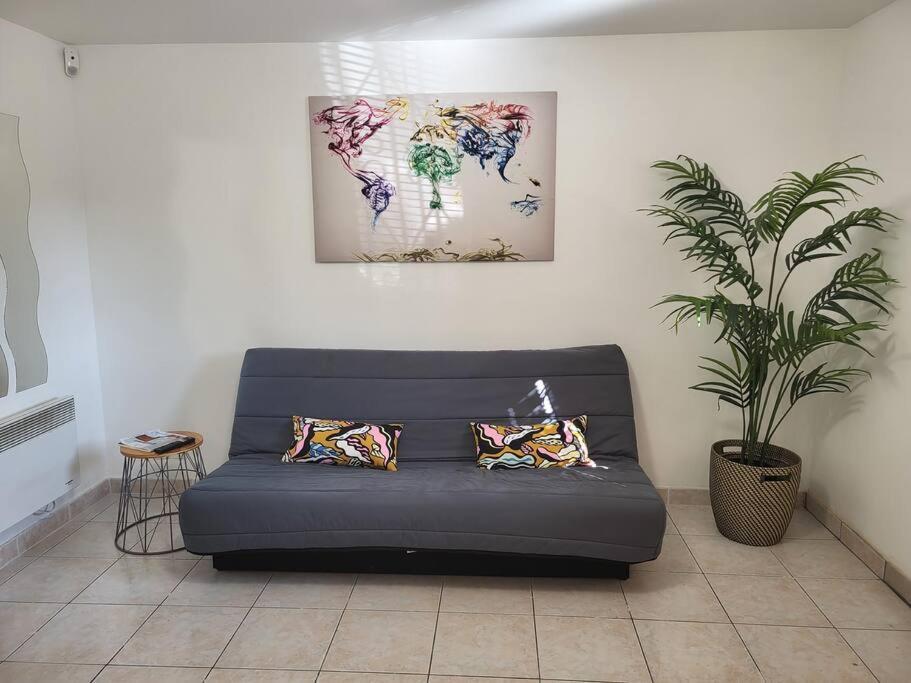 Appartement Paris Disneyland, Parking Gratuit, Rer A Noisy-le-Grand ภายนอก รูปภาพ